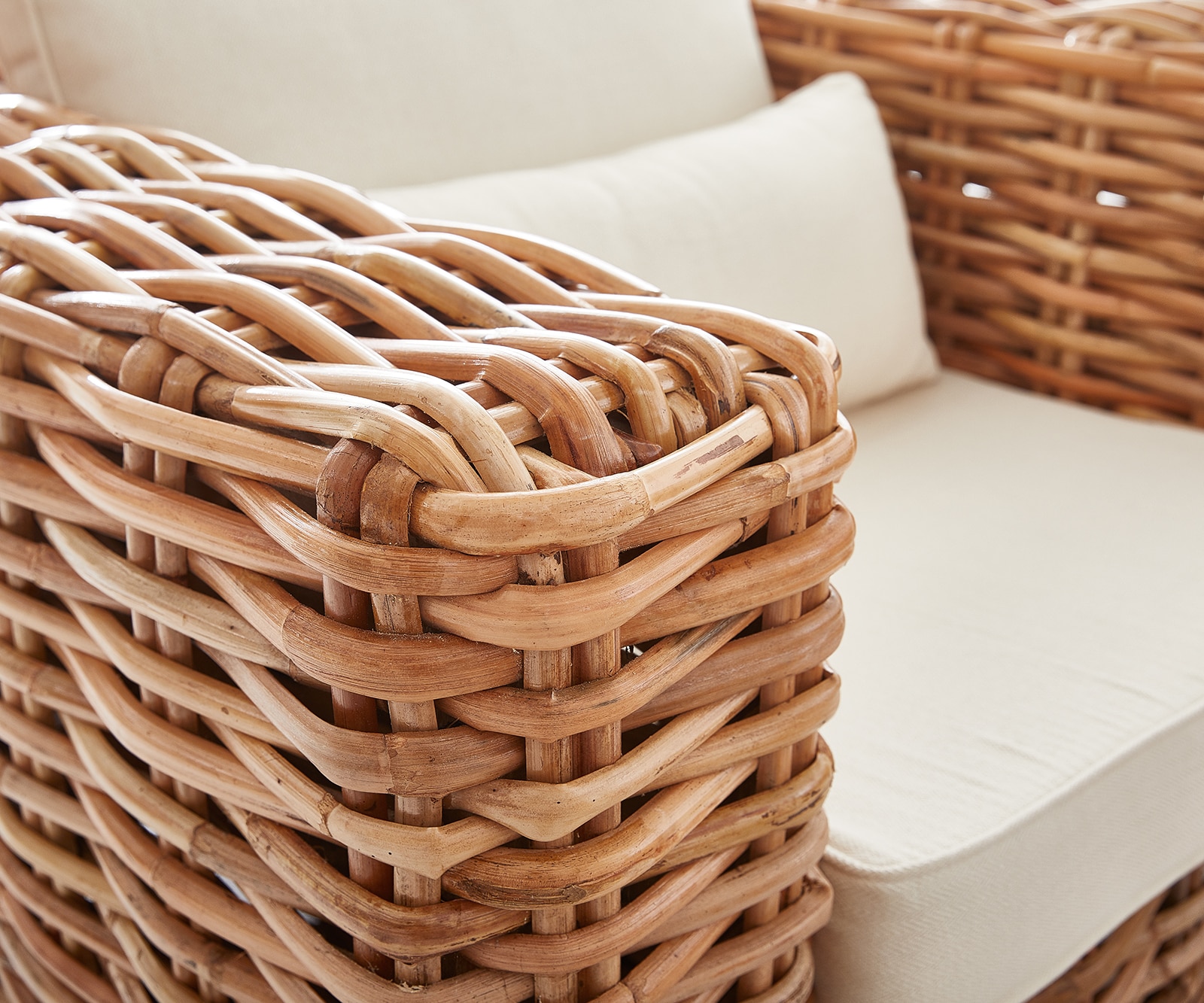 Loungesessel Nizza aus Rattan natur mit Kissen weiß 4 Loungesessel Nizza aus Rattan natur mit Kissen weiß 4