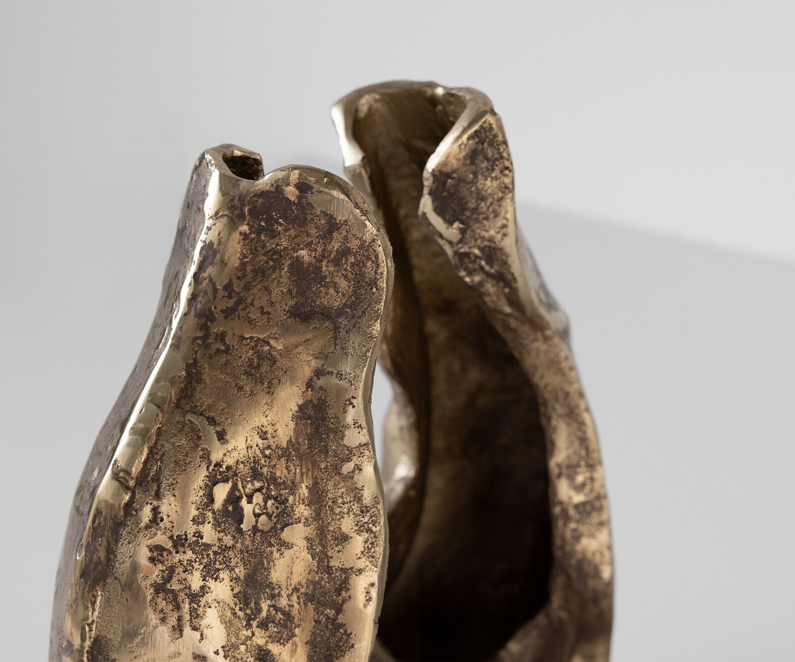 Skulptur Nexora B34 x T17 x H40 cm Aluminium Oro Antico Handgemacht 5